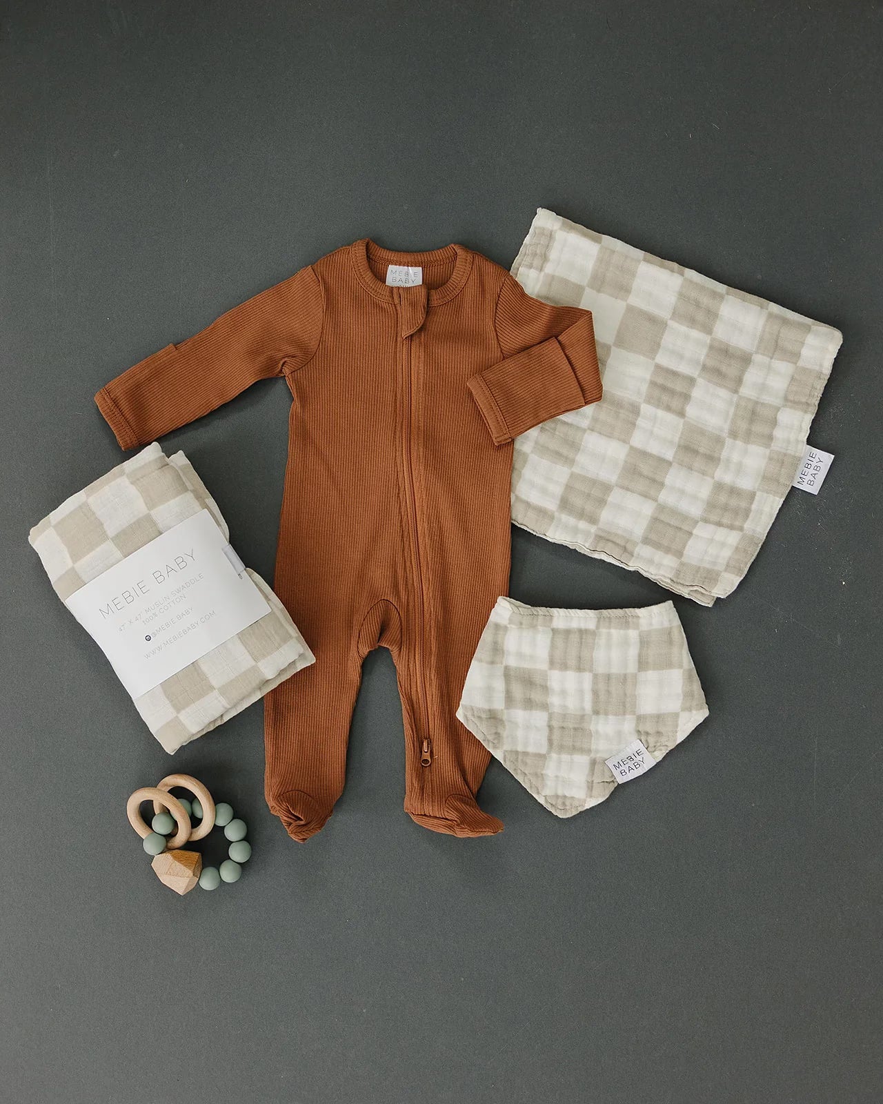 Taupe Checkered || Bandana Bib