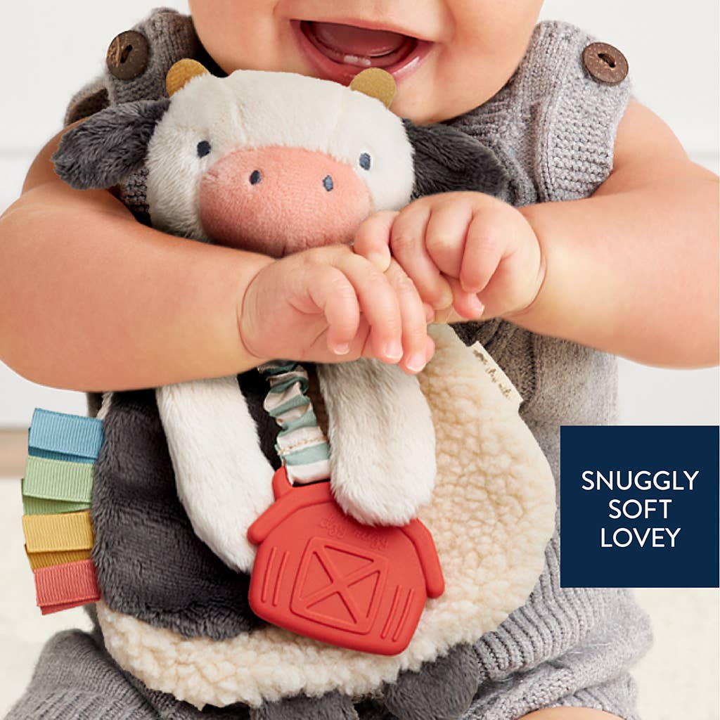 Itzy Friends Lovey™ Plush || Cow